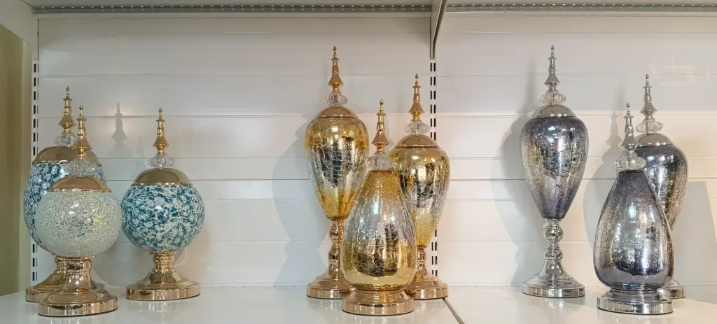 DECORATION VASE RELIQUAT 
