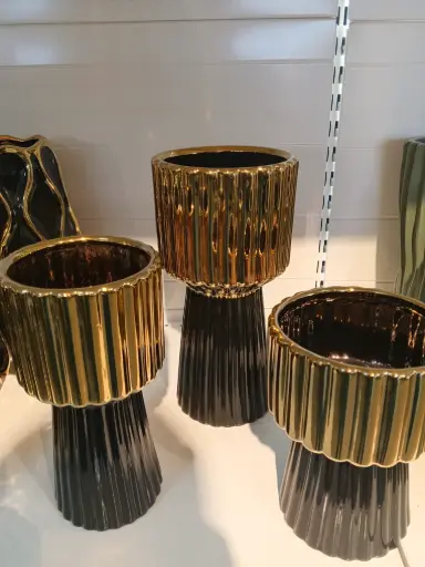VASE FLEUR  DORE NOIR COUPE