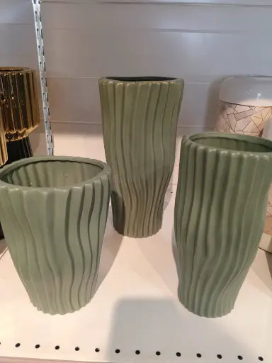 VASE FLEUR VERTE  3 PIECES
